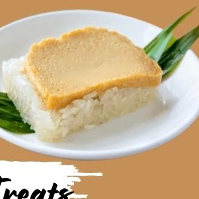 Sticky Rice with Thai Custard.
