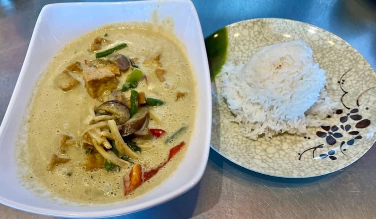 DS Green Curry Seafood.